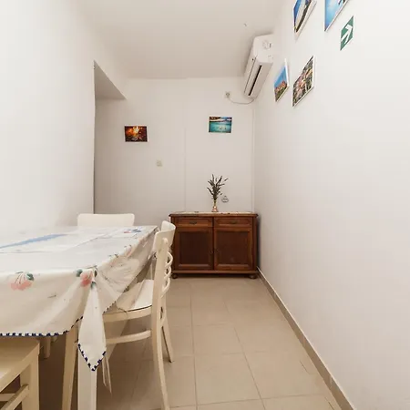 Fedrigo Apartment Sutivan