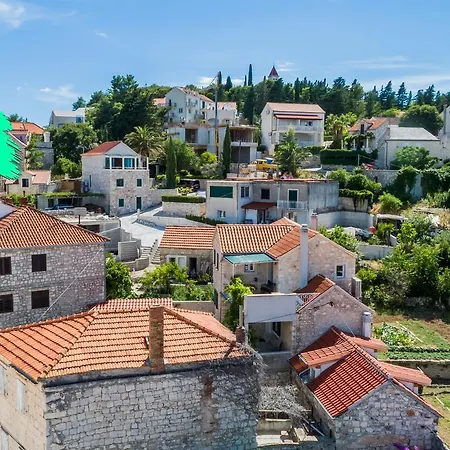 Fedrigo アパート スティヴァン